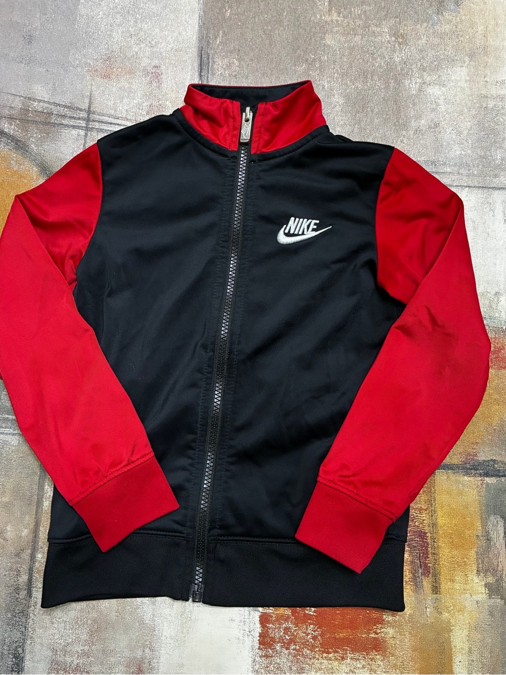 5t Nike Black & Red Full-Zip Jacket for Kids